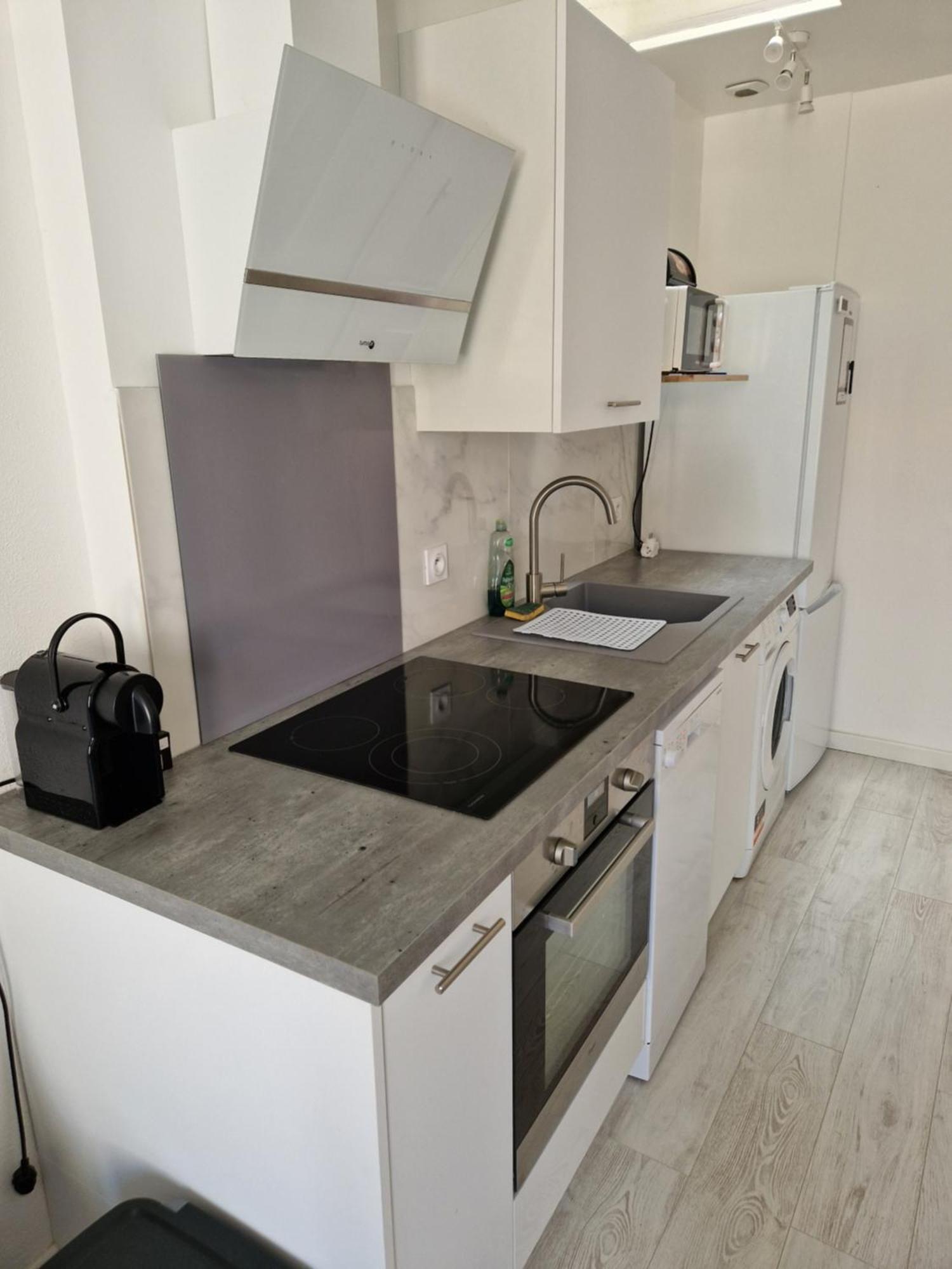Appartement Avec Terrasse Saint Laurent De La Salanque Extérieur photo