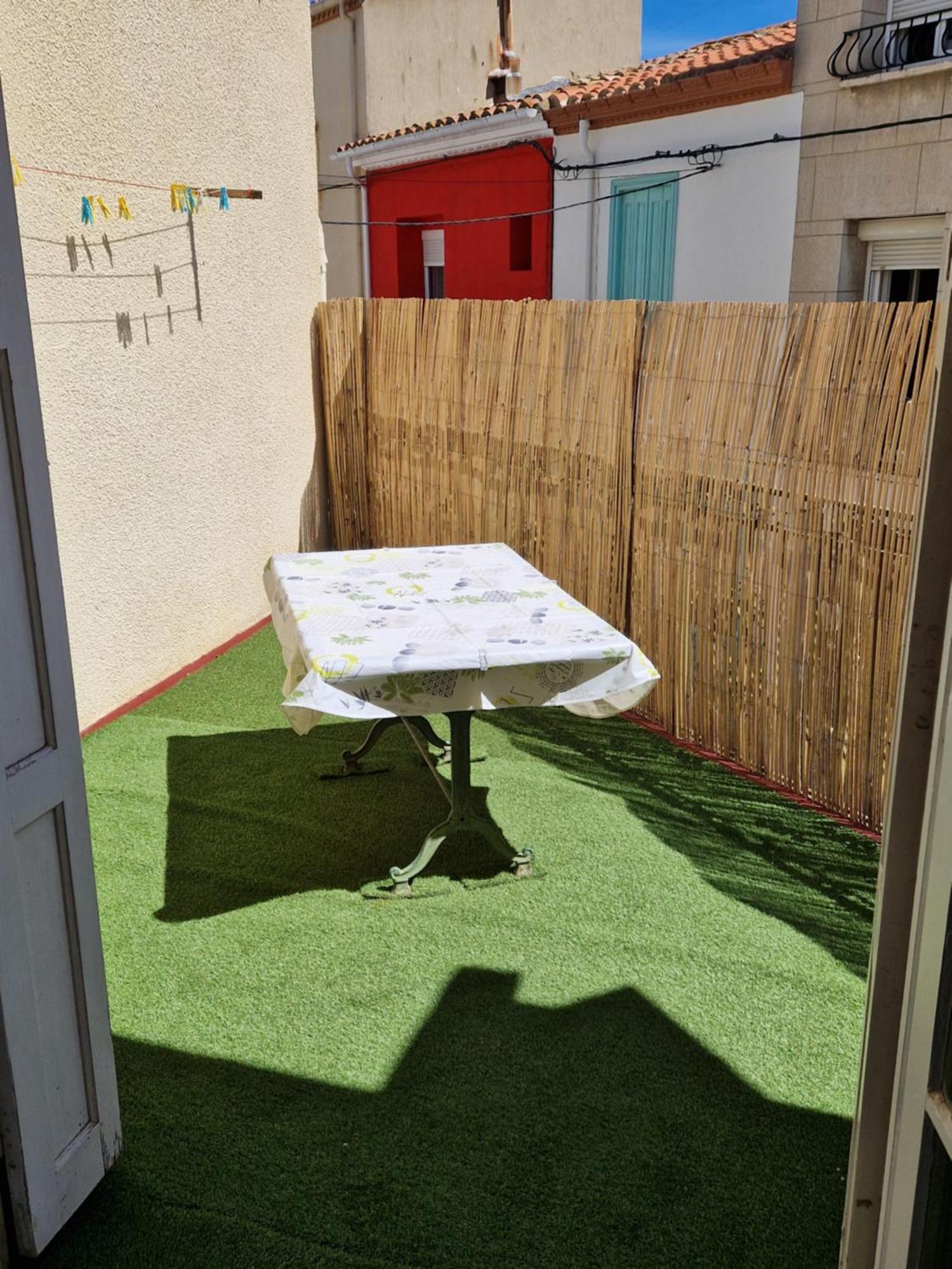 Appartement Avec Terrasse Saint Laurent De La Salanque Extérieur photo
